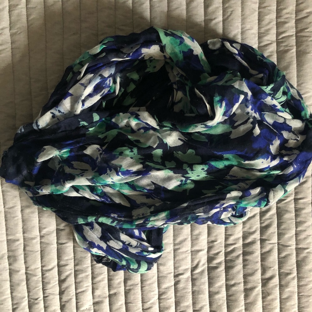 Dynamite Infinity Scarf
